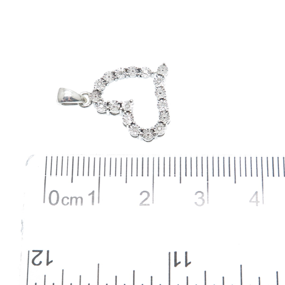 925 Sterling Silver Real Round-Cut Diamond Heart Minimalist Charm Pendant