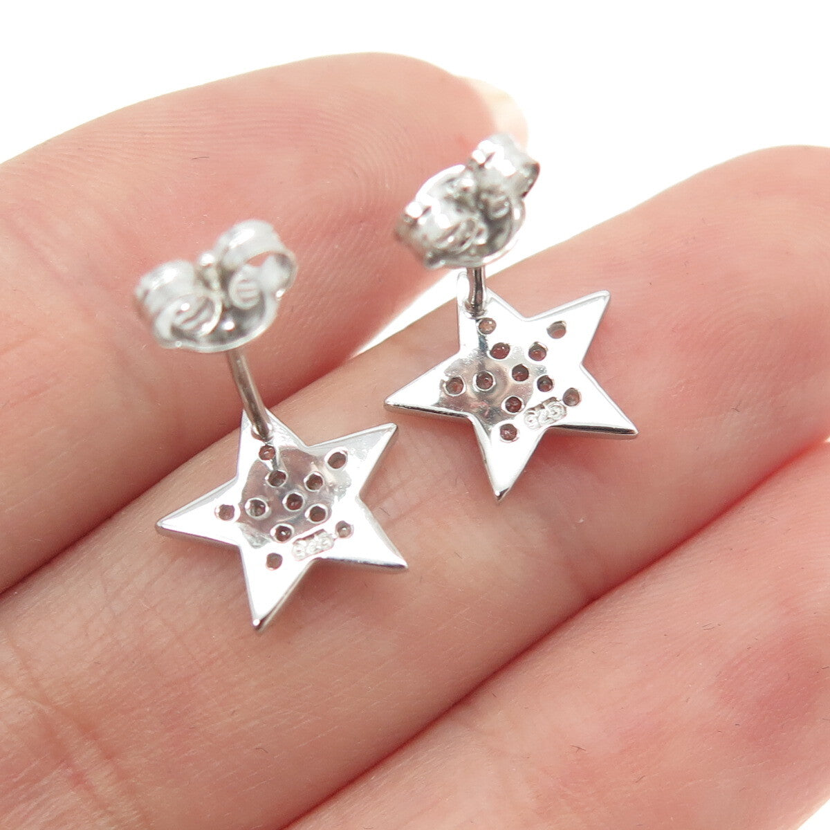 925 Sterling Silver Round-Cut Shaped C Z Star Stud Earrings