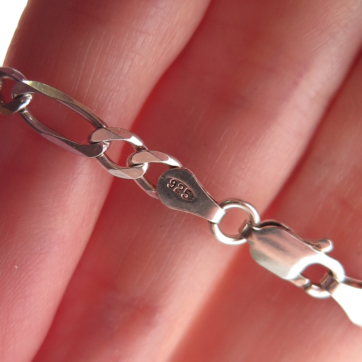 925 Sterling Silver Vintage Italy Figaro Link Bracelet 8"
