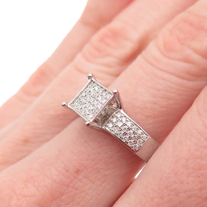 925 Sterling Silver Round-Cut C Z Engagement Ring Size 7
