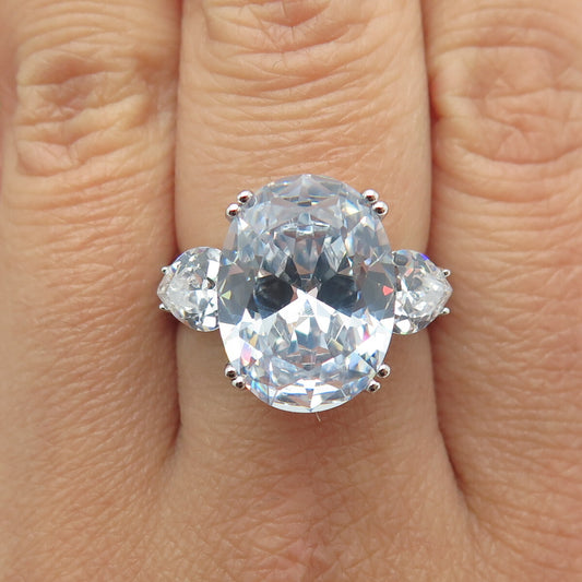 925 Sterling Silver Oval Heart & Round-Cut C Z Engagement Ring Size 8.25
