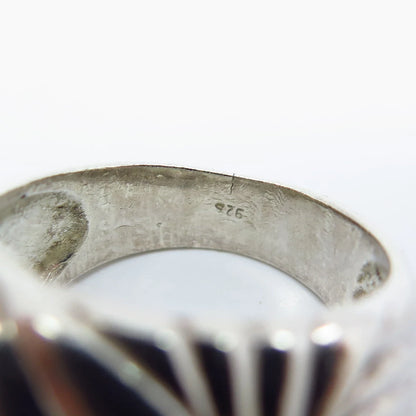 925 Sterling Silver Vintage Ribbed Ring Size 7.25