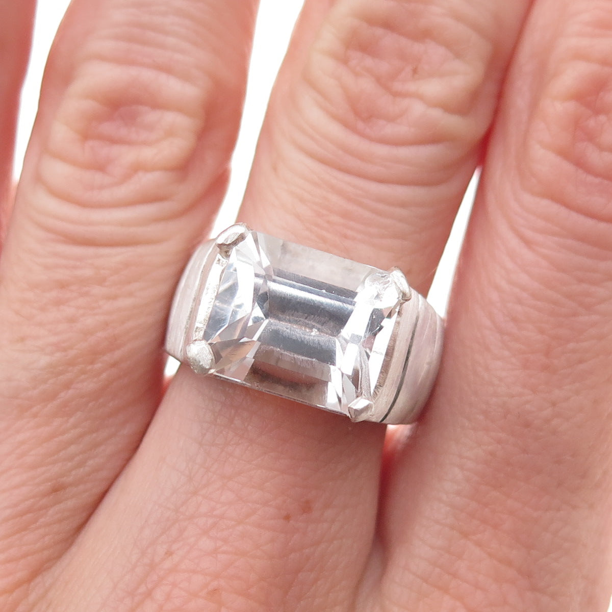 Lisa Jenks 925 Sterling Silver Vintage Real White Topaz Modernist Ring Size 6.5