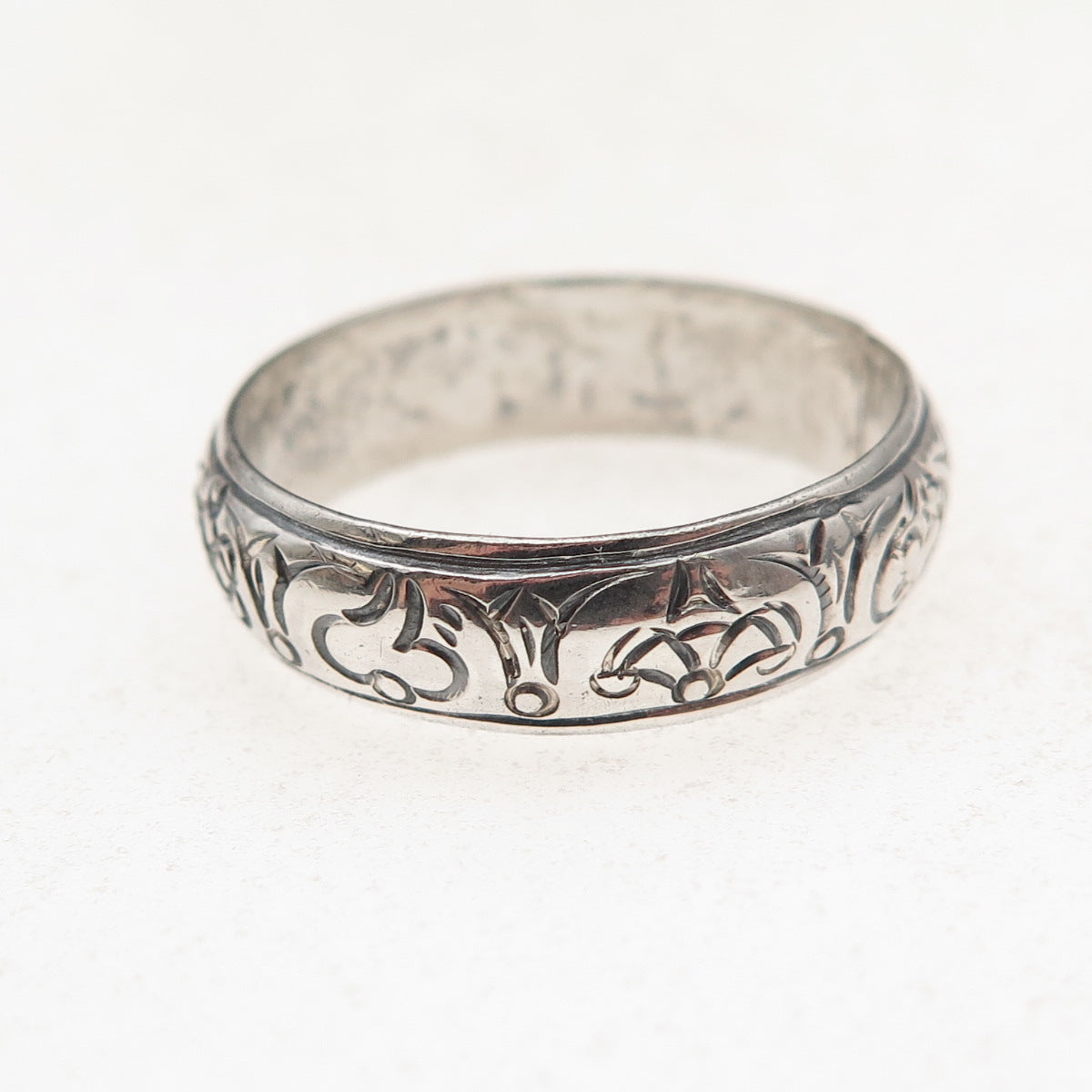 925 Sterling Silver Vintage Engraved Lotus Flower Oxidized Band Ring Size 9