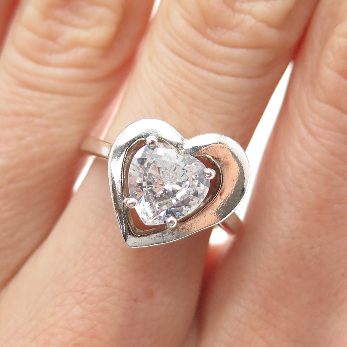 925 Sterling Silver Vintage Heart-Cut C Z Modernist Ring Size 7.25