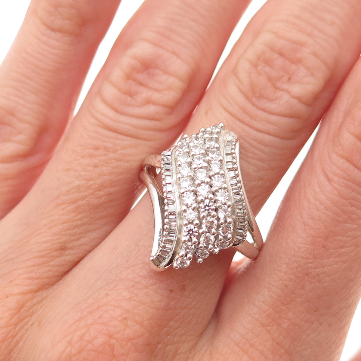 Jane Seymour 925 Sterling Silver Round-Cut C Z Ring Size 7.25
