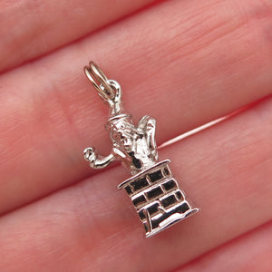 925 Sterling Silver Vintage Santa Claus in Chimney 3D Mini Charm Pendant