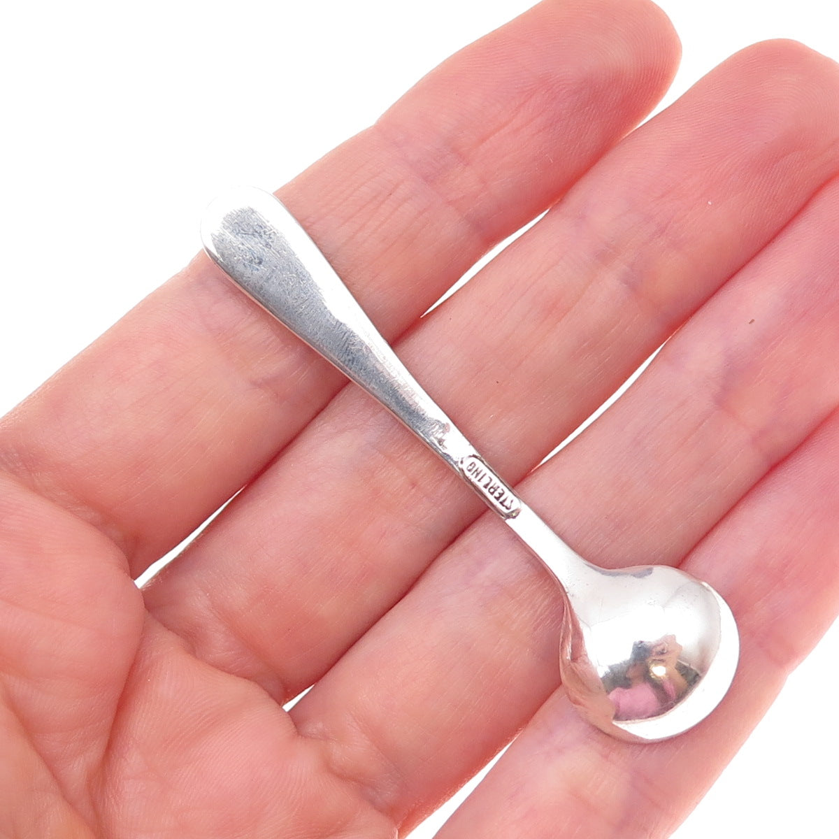 Kirk Stieff 925 Sterling Silver Antique 1924 Repousse Salt & Spices Spoon