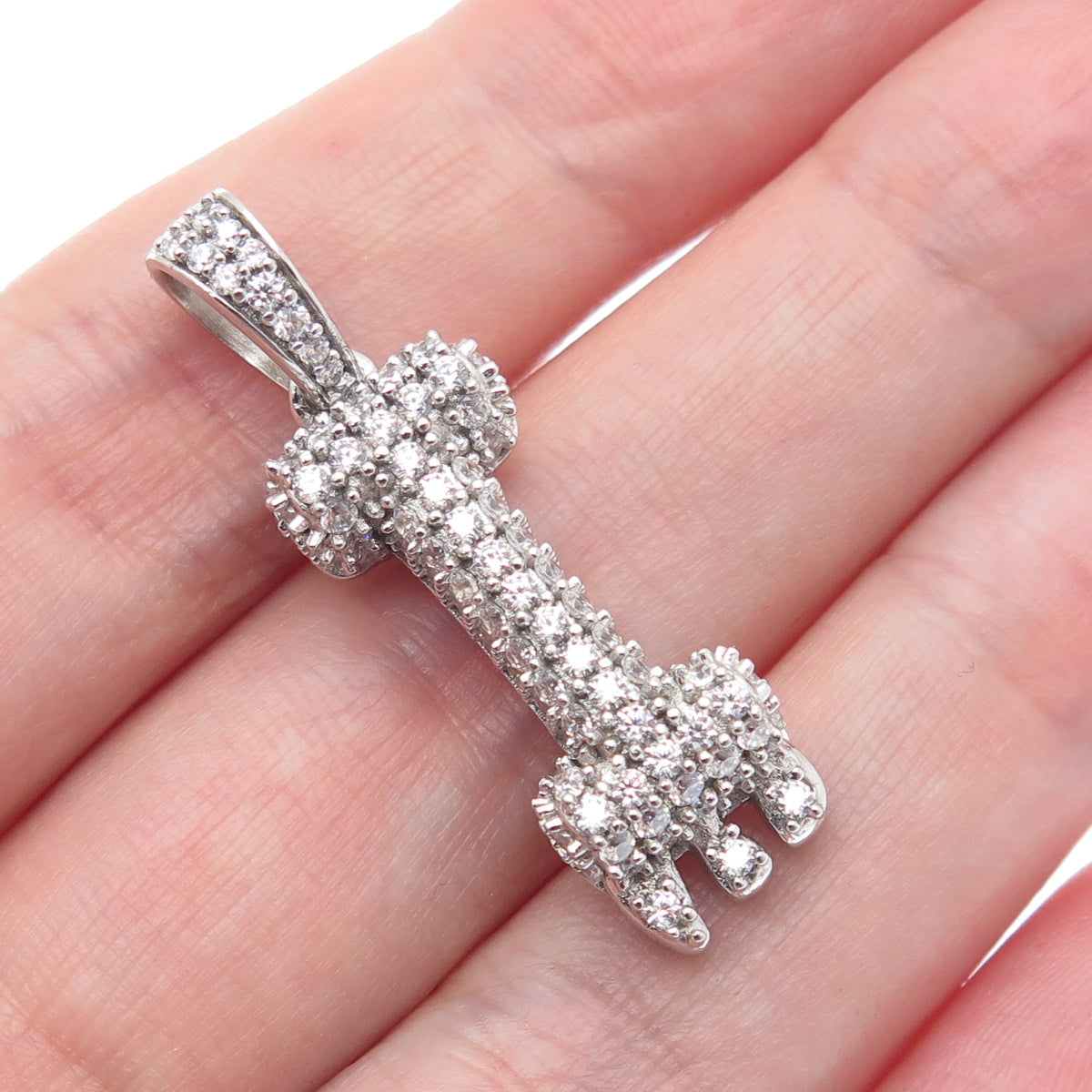 925 Sterling Silver Round-Cut C Z Sparkle Melted Letter I Initial Charm Pendant