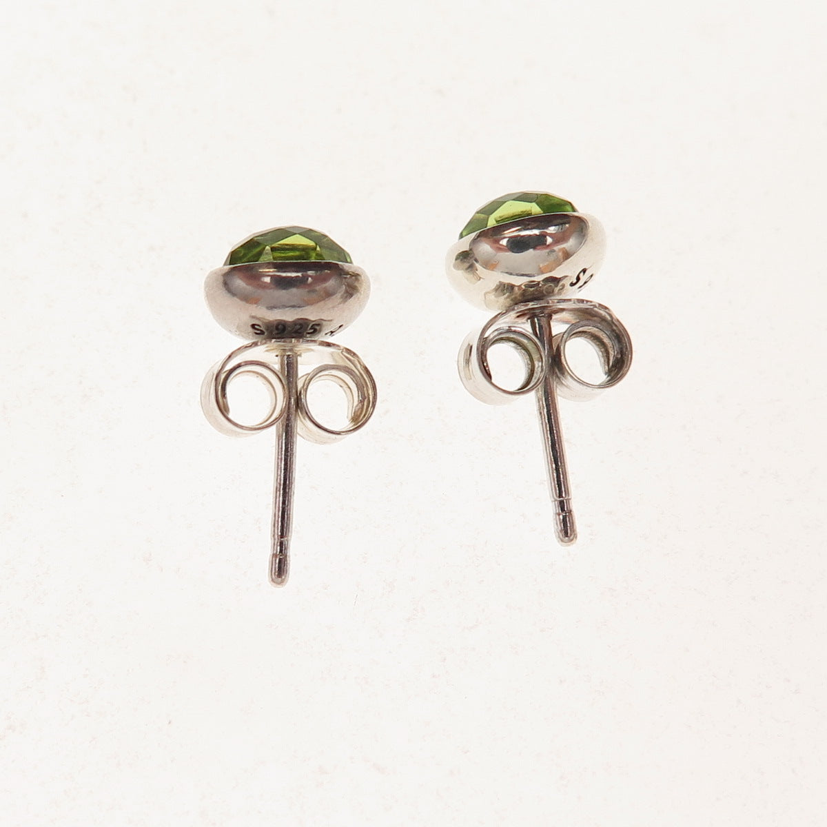 Pandora 925 Sterling Silver Real Peridot August Birthday Blooms Stud Earrings