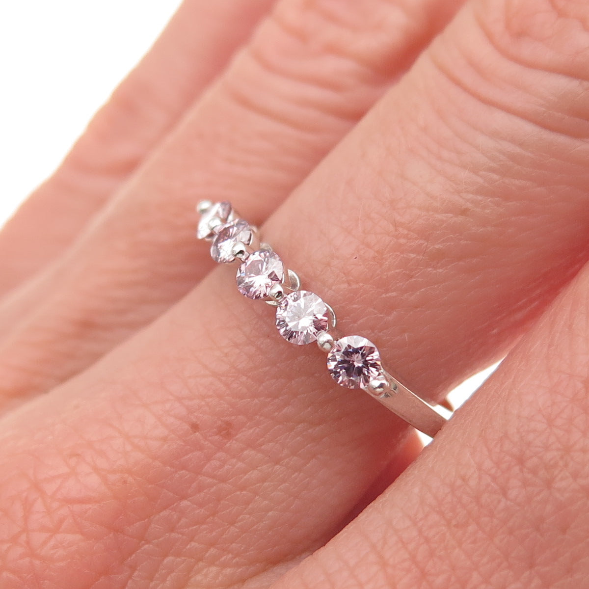 925 Sterling Silver Round-Cut Lavender Moissanite Ring Size 7.25