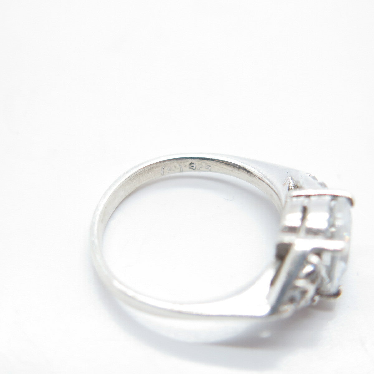 925 Sterling Silver C Z Ring Size 6