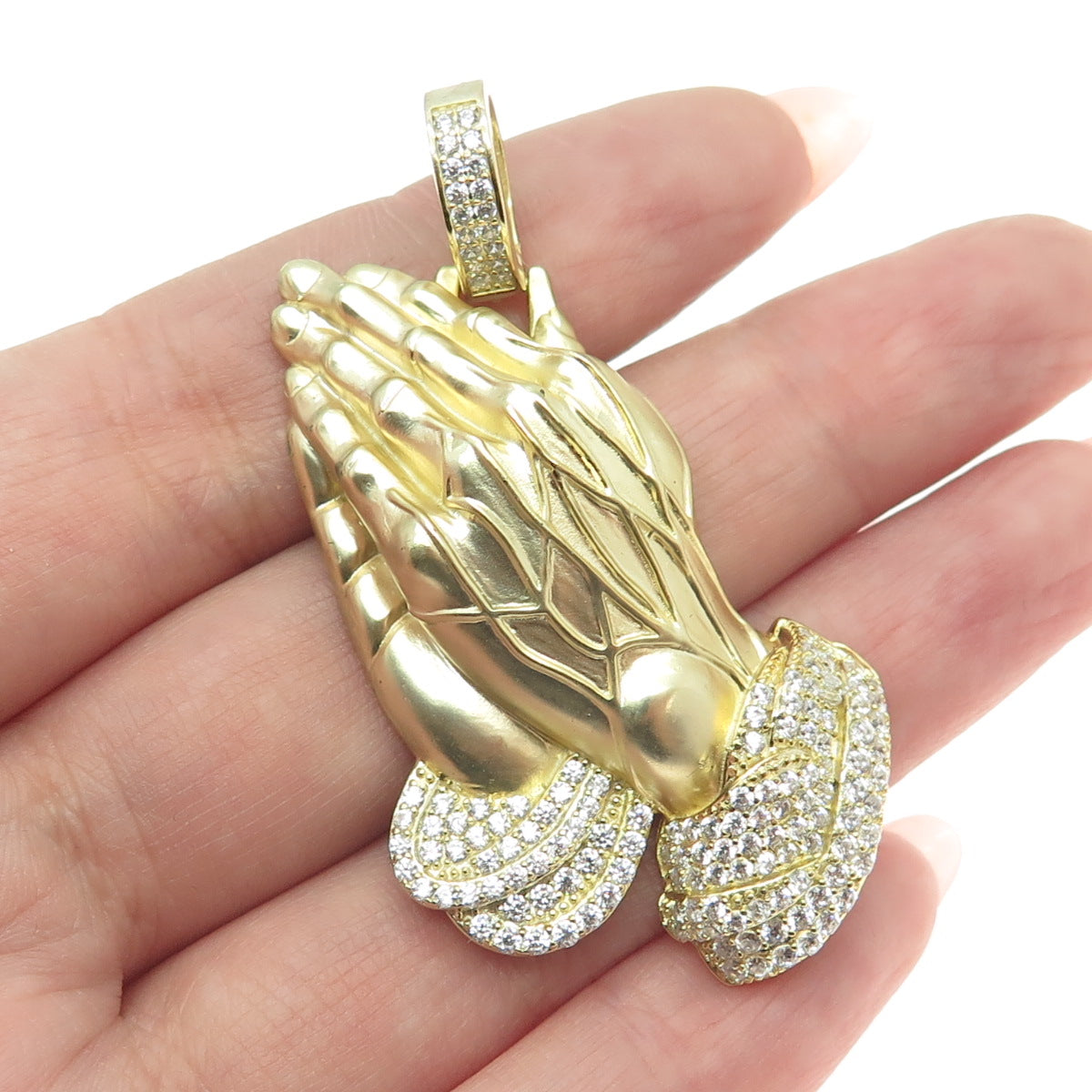 925 Sterling Silver Gold Plated Round-Cut Shaped C Z Hands in Prayer Pendant