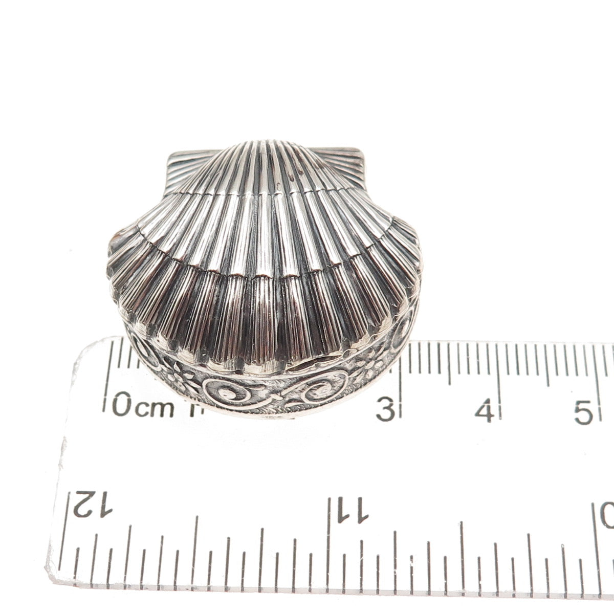 925 Sterling Silver Vintage Seashell Oxidized Pill / Snuff Box