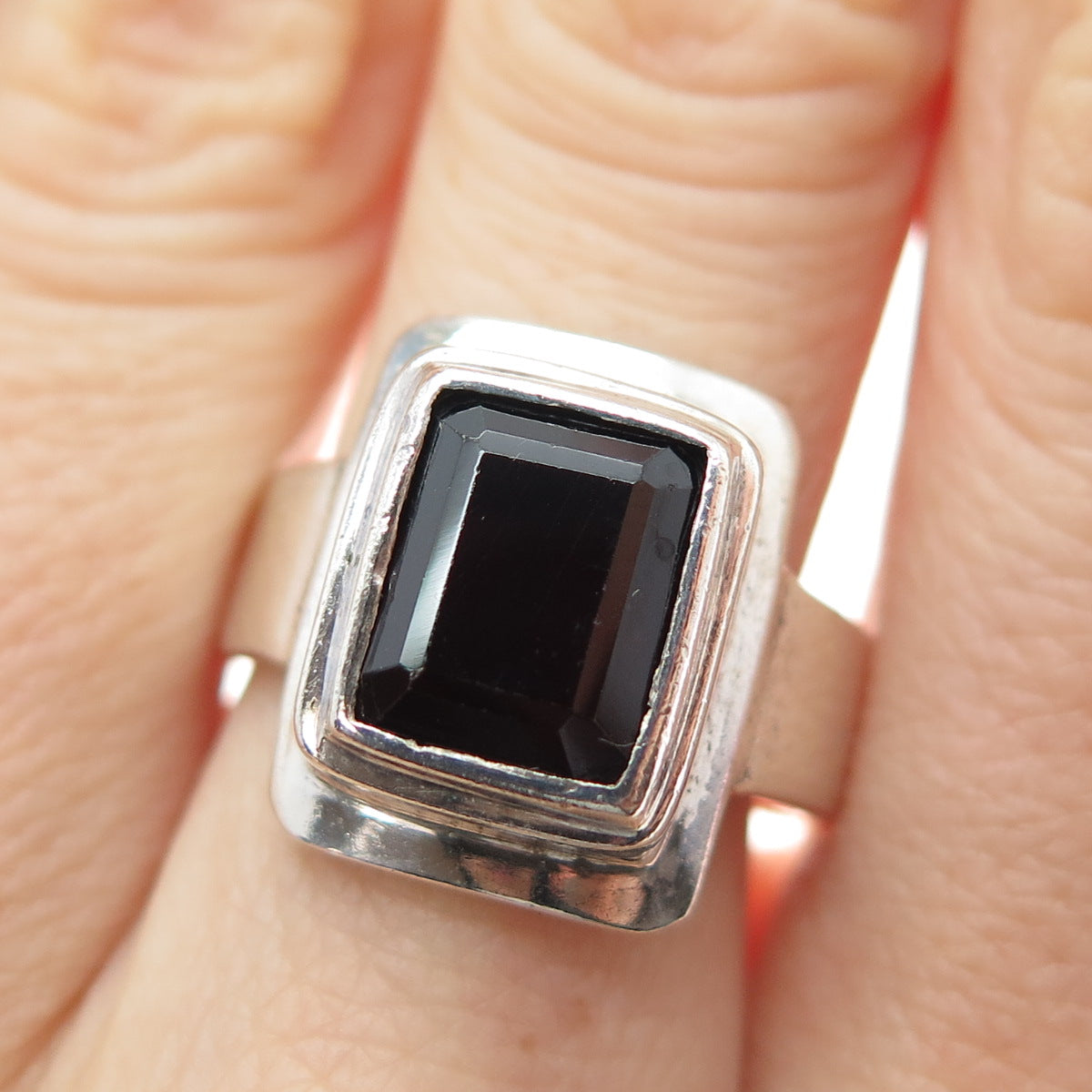 SAJEN 925 Sterling Silver Vintage Real Emerald-Cut Red Garnet Ring Size 8.25