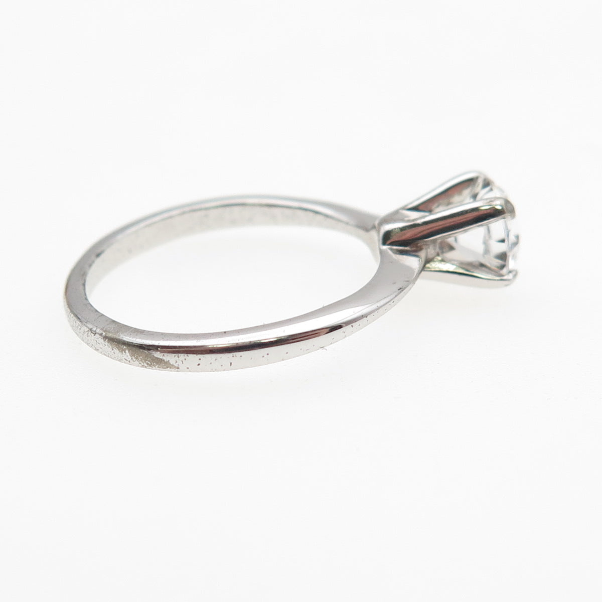 AVON 925 Sterling Silver Vintage Round-Cut C Z Engagement Ring Size 6