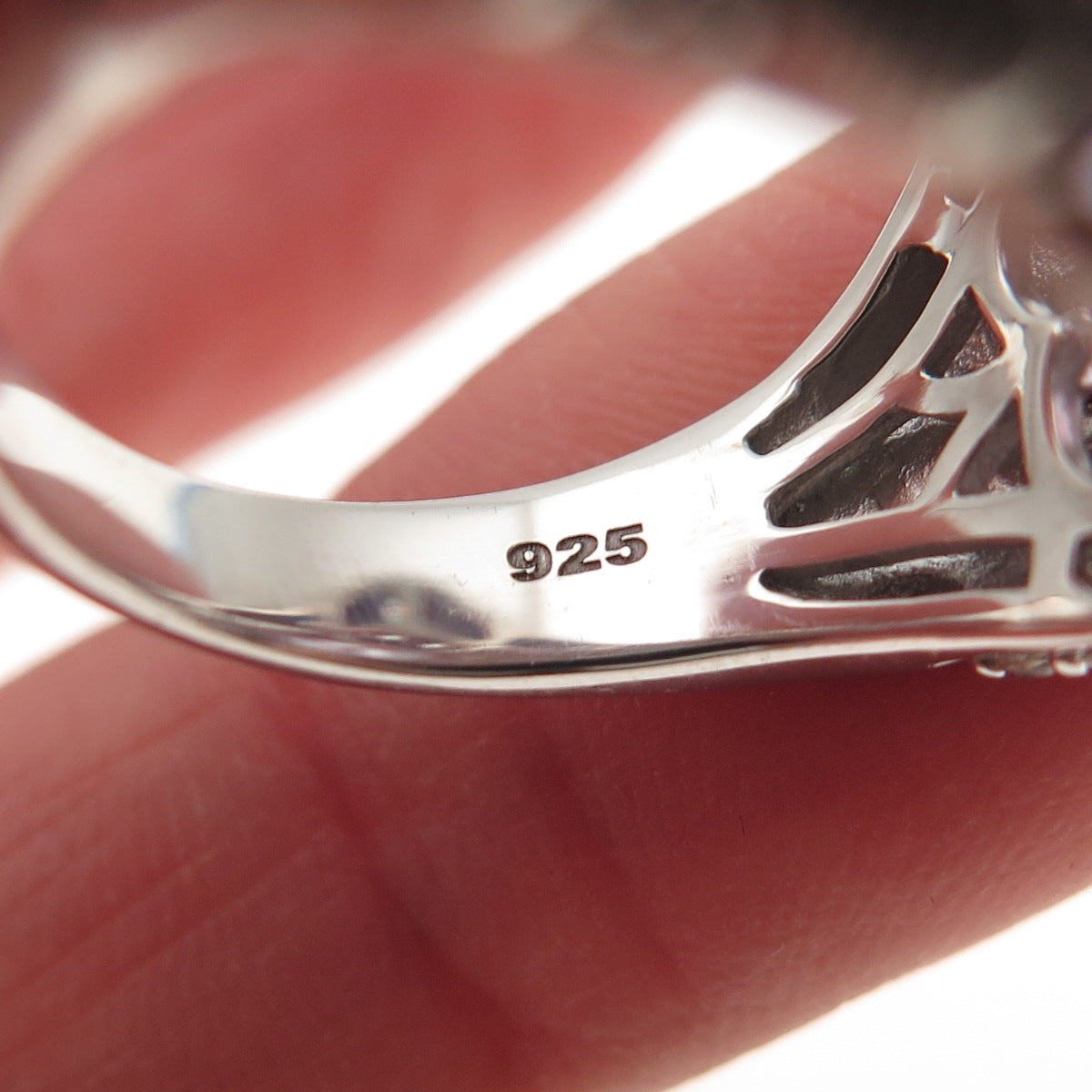 DSMK 925 Sterling Silver Real Amethyst & White Topaz Statement Ring Size 7