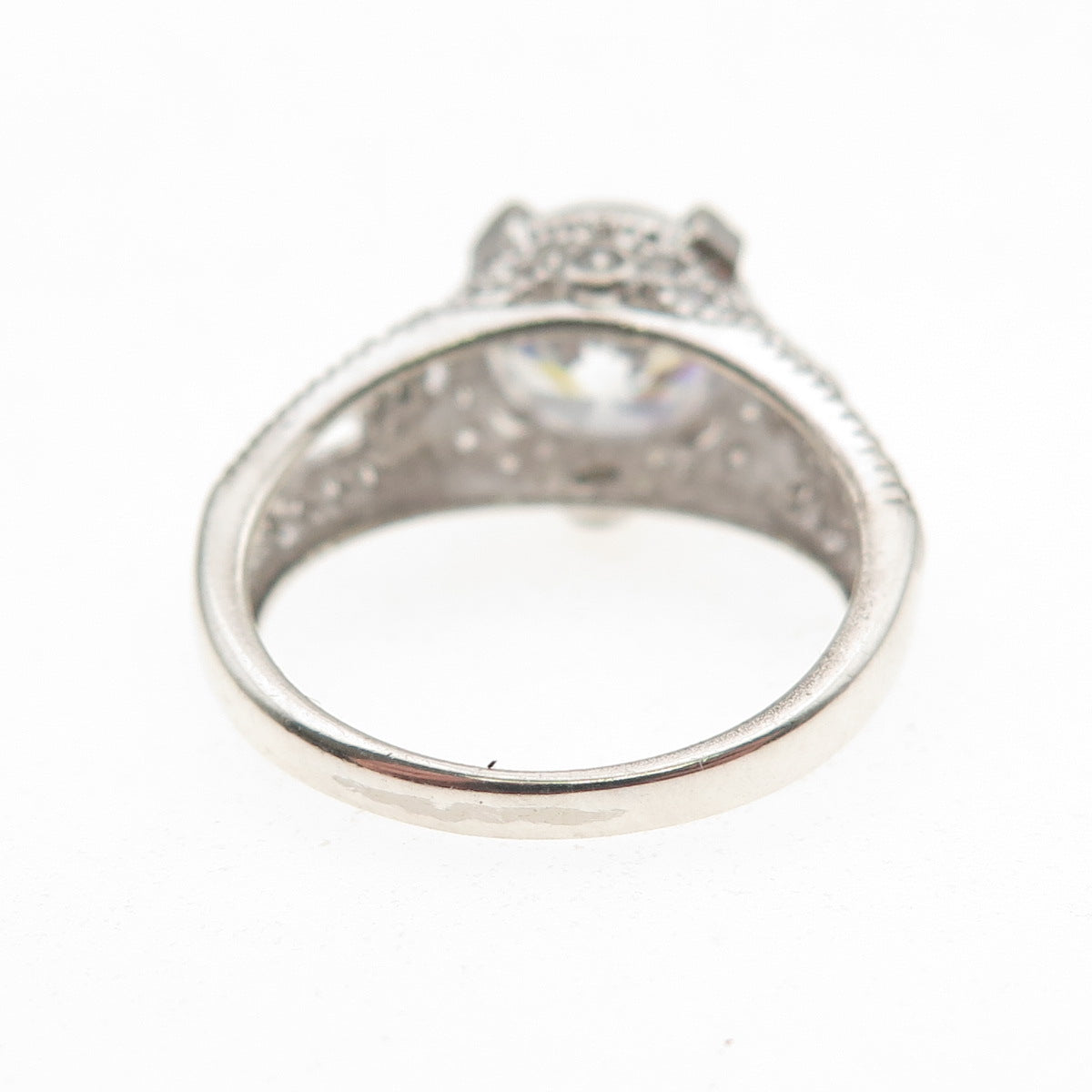 925 Sterling Silver Round-Cut C Z Engagement Ring Size 6