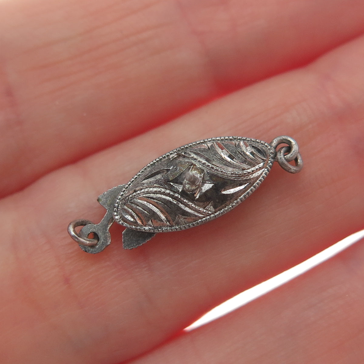 925 Sterling Silver Antique Engraved Oxidized Lock Clasp for Bracelet / Necklace