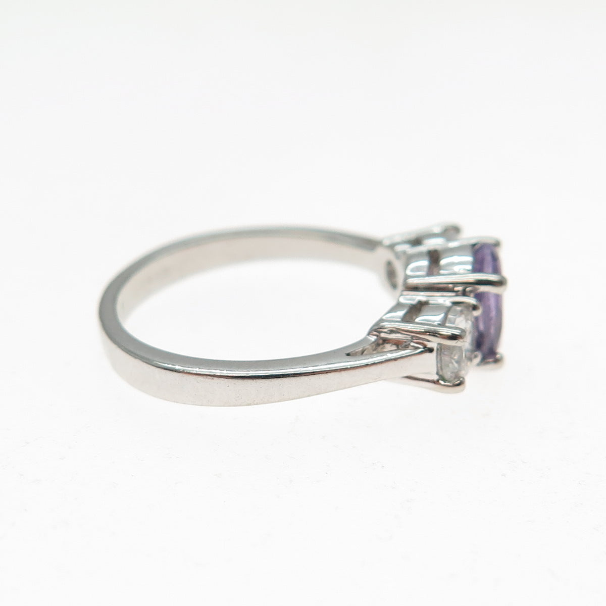 925 Sterling Silver Real Oval-Cut Amethyst & Round-Cut C Z Ring Size 5