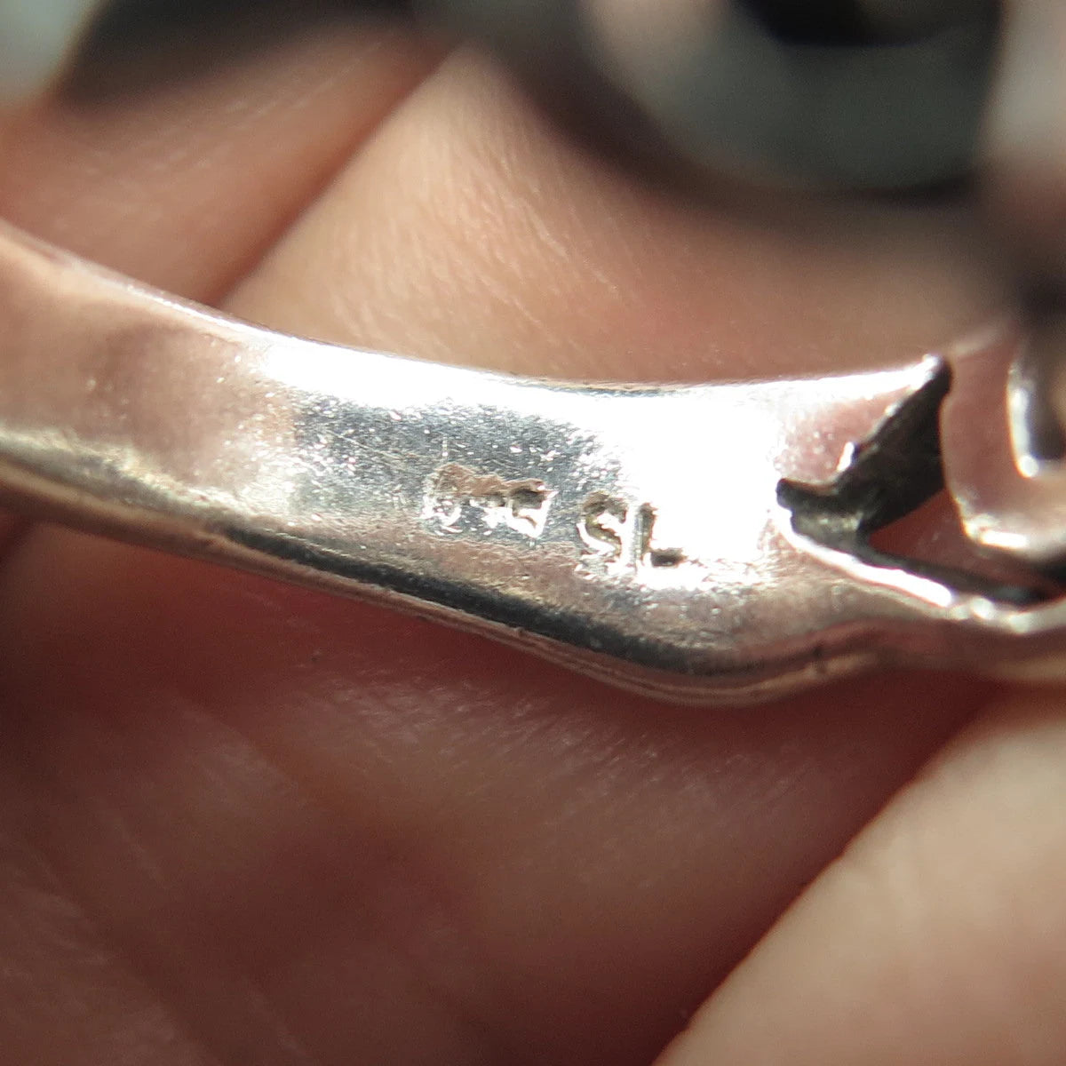 925 Sterling Silver Vintage Swirl Spiral Band Ring Size 7