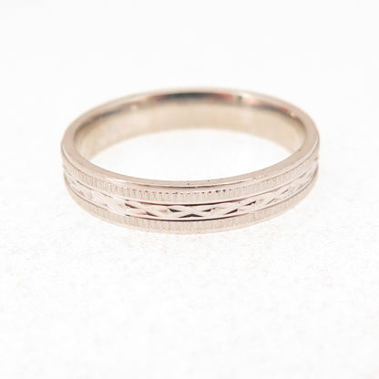 925 Sterling Silver Vintage Diamond-Pattern Band Ring Size 8