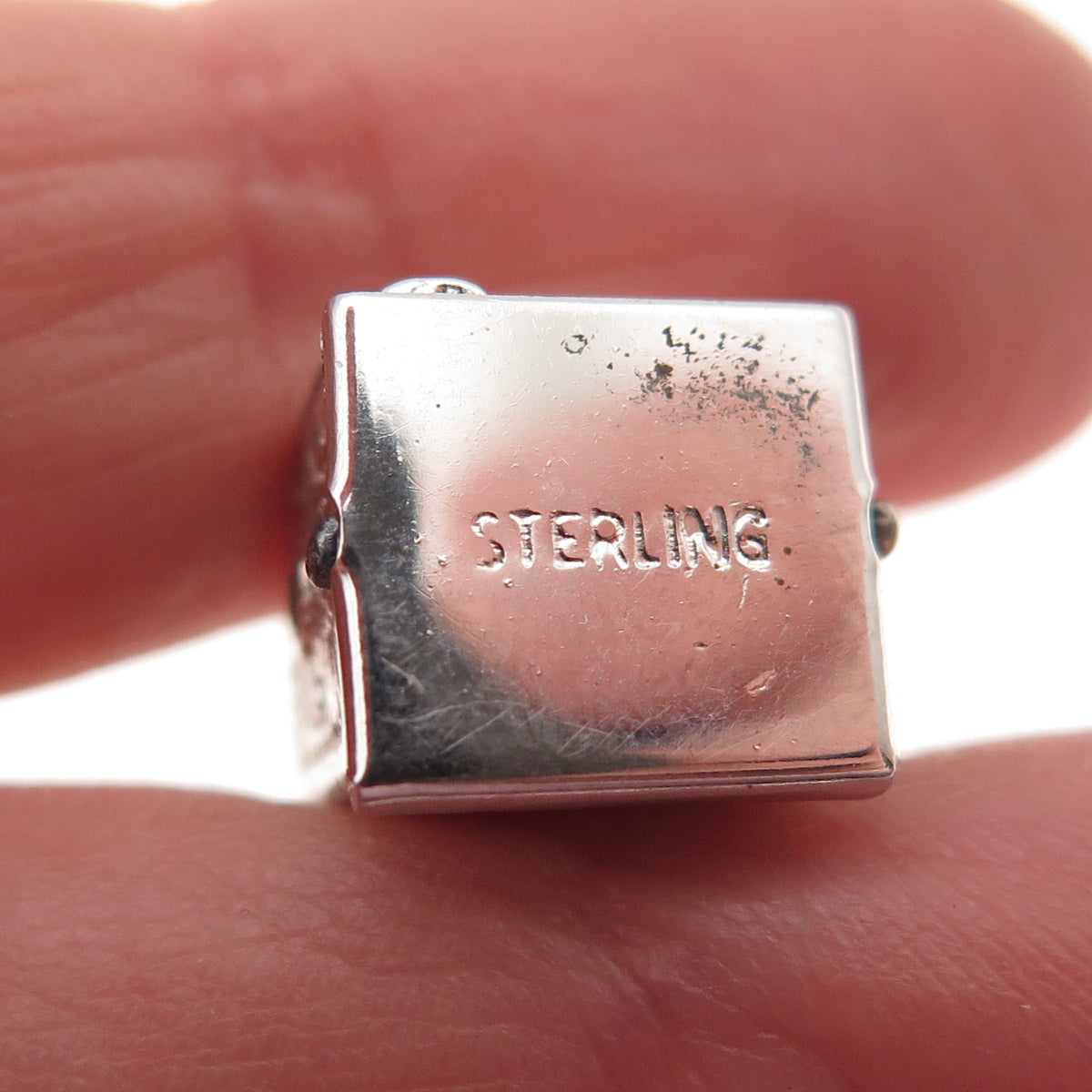 925 Sterling Silver Antique Art Deco Casino Slot Machine 3D Mini Charm Pendant
