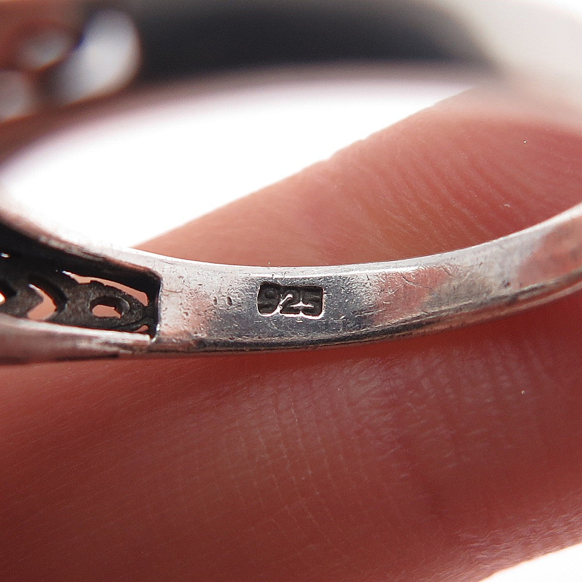 PETER STONE 925 Sterling Silver Vintage Celtic Knot Oxidized Poison Ring Size 8