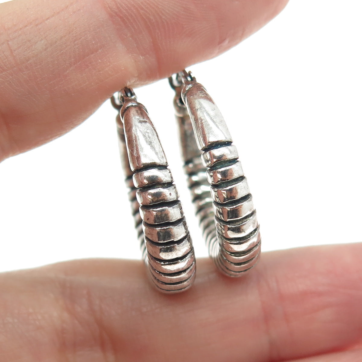 925 Sterling Silver Vintage Ribbed Oxidized Hoop Earrings