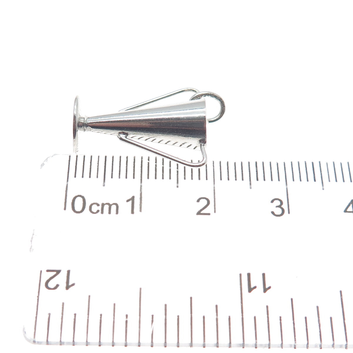 WELLS 925 Sterling Silver Antique Trophy Cup Award Minimalist 3D Charm Pendant