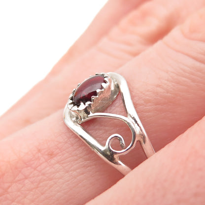 925 Sterling Silver Vintage Real Red Garnet Swirl Ring Size 10.25