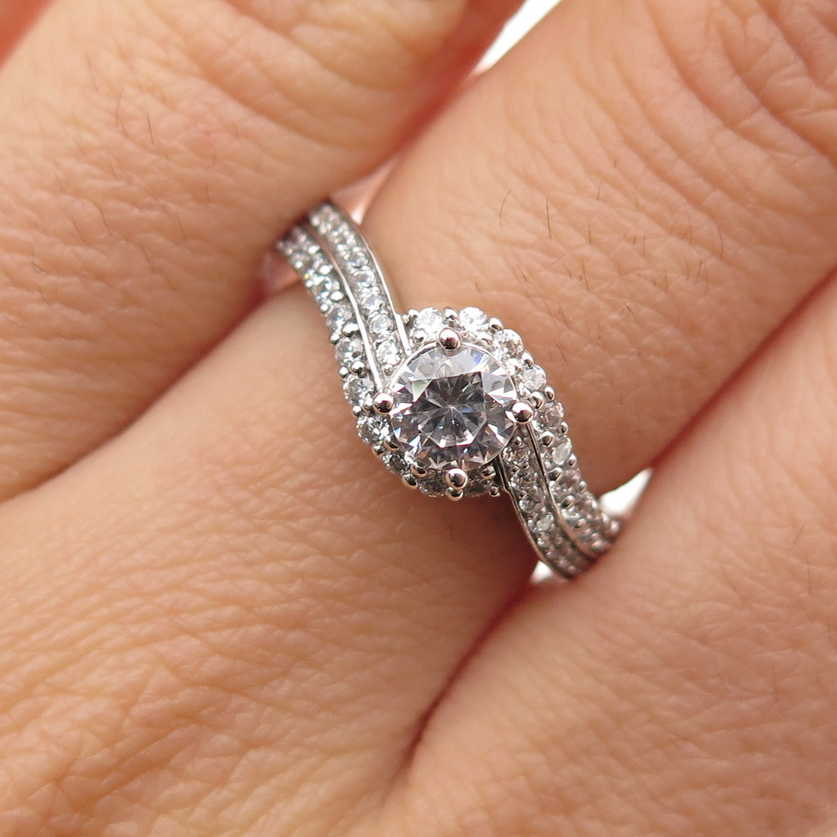 925 Sterling Silver Round-Cut C Z Engagement Bypass Ring Size 6.5