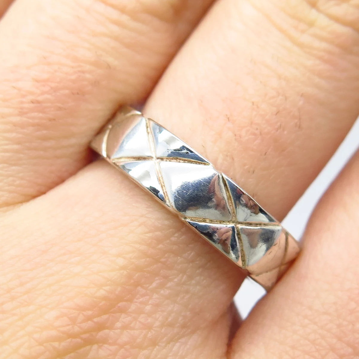 925 Sterling Silver Vintage Striped Band Ring Size 8.5