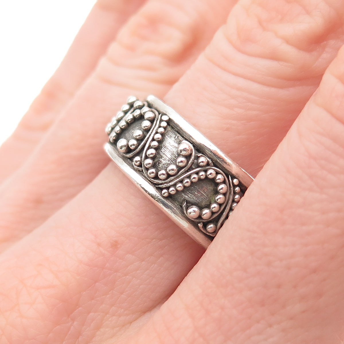 Lois Hill 925 Sterling Silver Vintage Granulated Scroll Band Ring Size 7.75