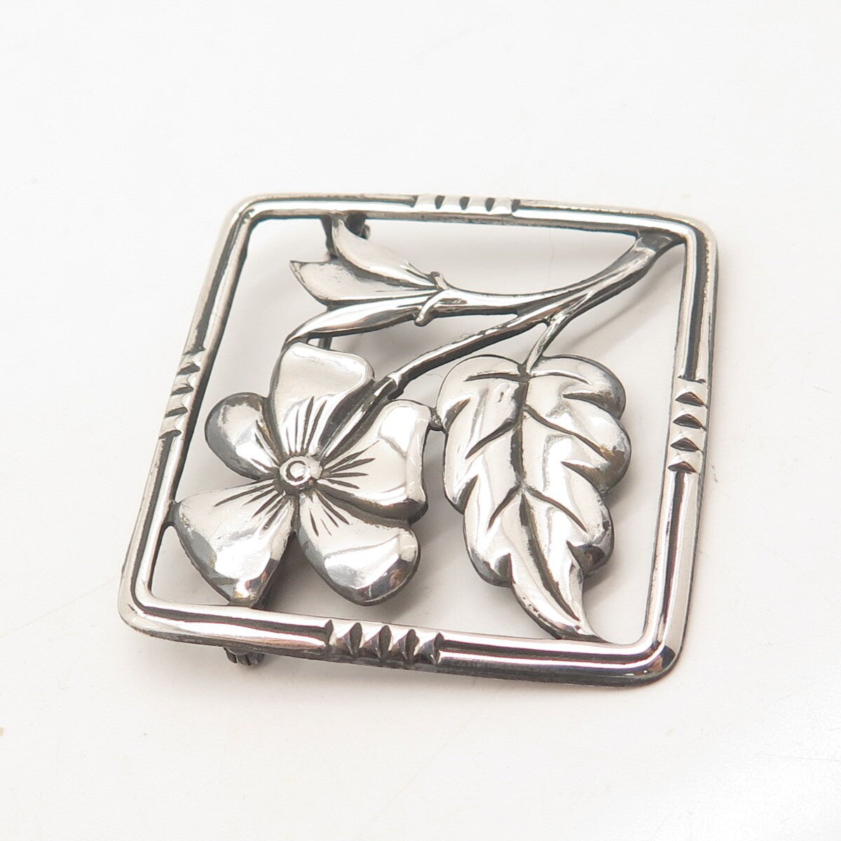 925 Sterling Silver Vintage Floral Leaf Pin Brooch
