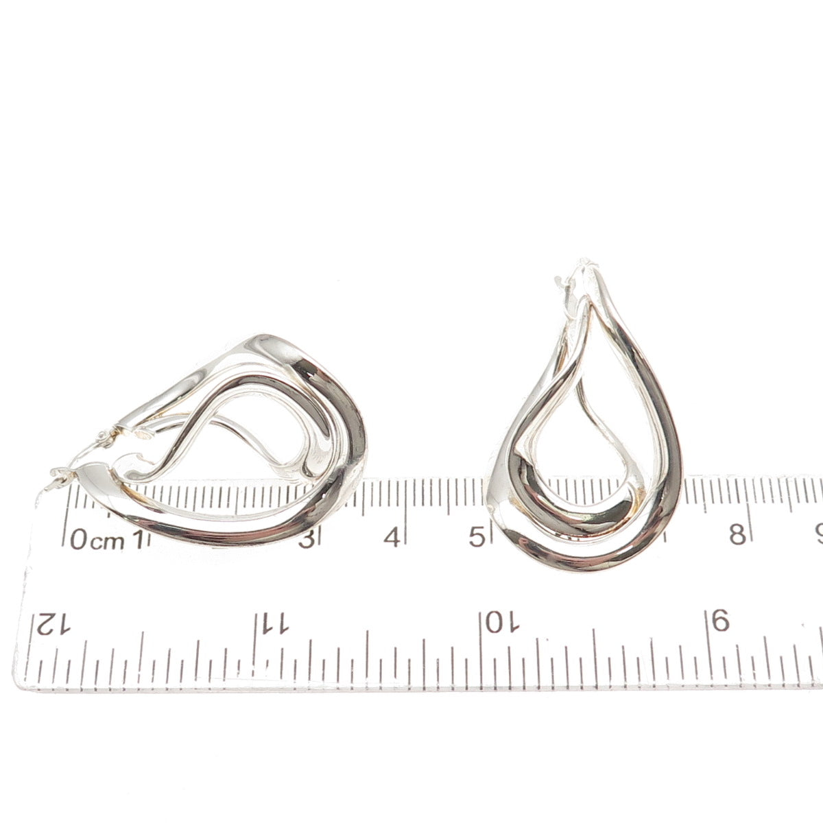 950 Silver Vintage Italy Modernist Interlocked Teardrop Earrings