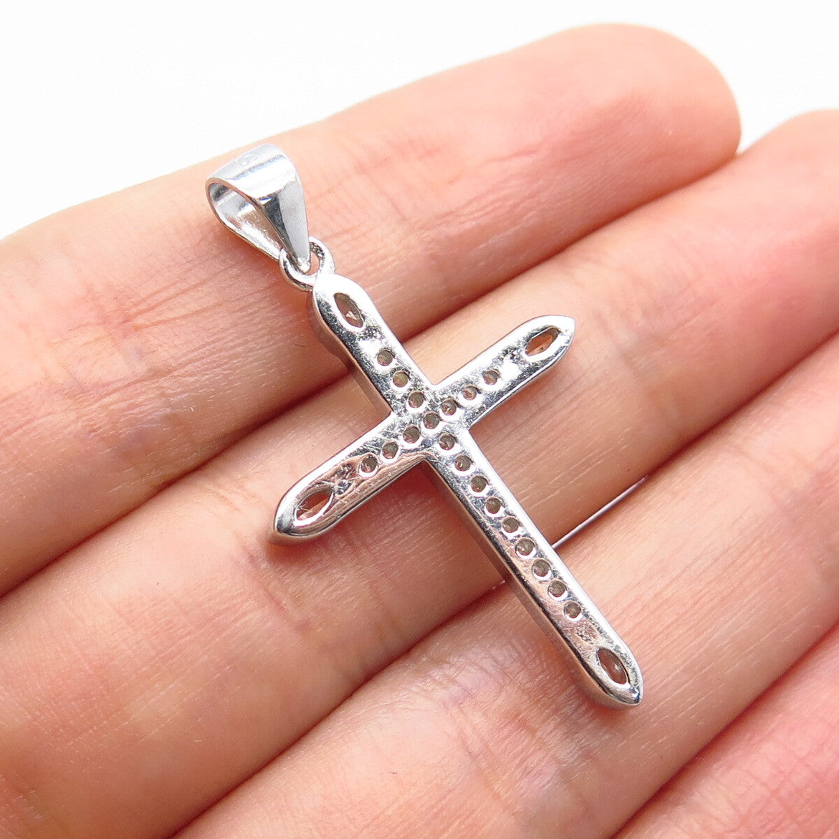 925 Sterling Silver C Z Cross Pendant