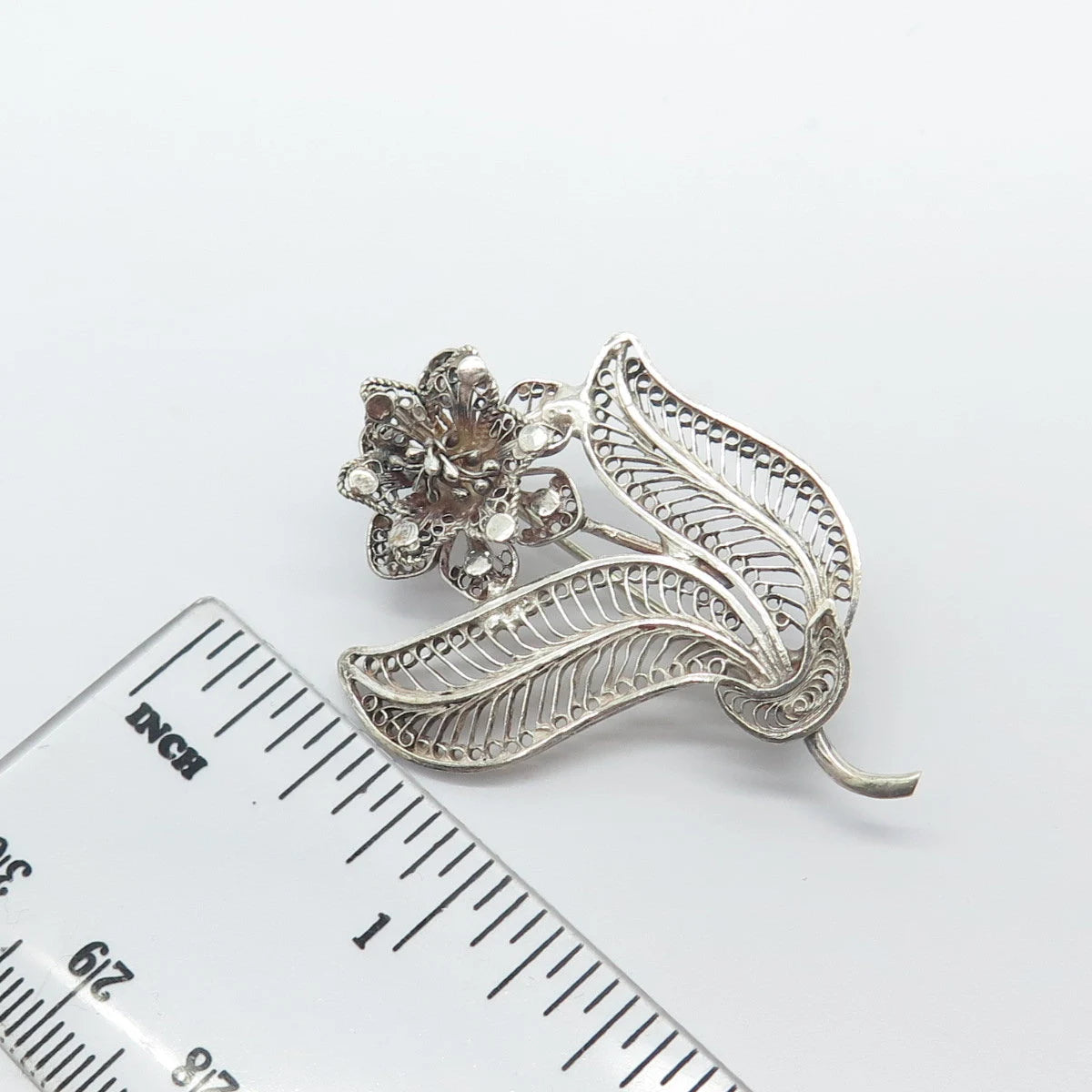 925 Sterling Silver Vintage Floral Filigree Pin Brooch