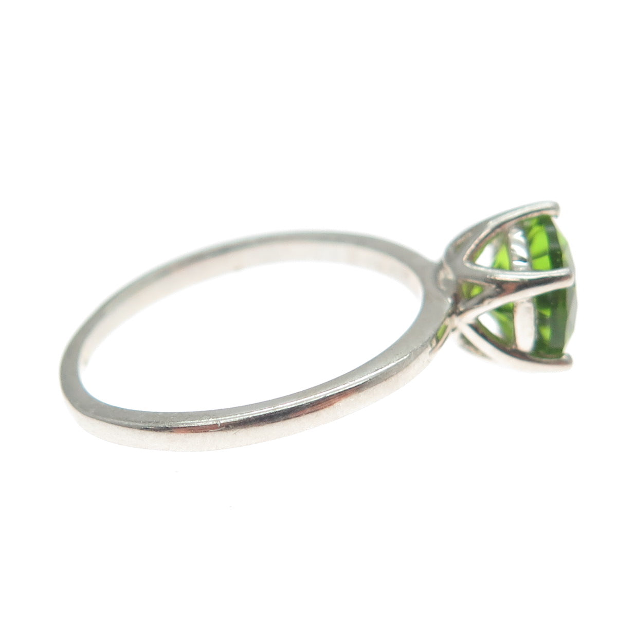 DAZZLERS 925 Sterling Silver Round-Cut Nano Peridot Ring Size 6.25