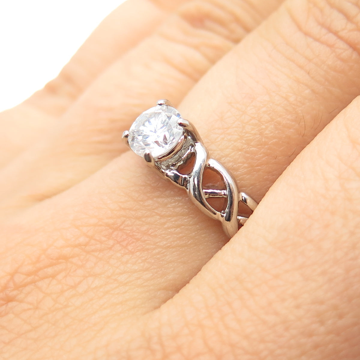 SETA 925 Sterling Silver Vintage Round-Cut C Z Celtic Engagement Ring Size 7.75