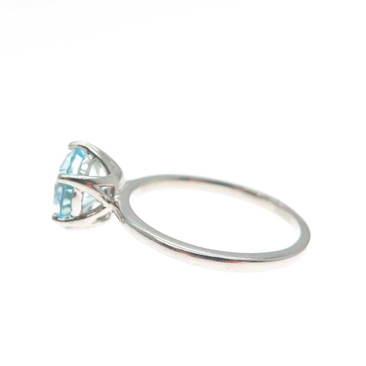 DAZZLERS 925 Sterling Silver Round-Cut Nano Blue Topaz Ring Size 5.25