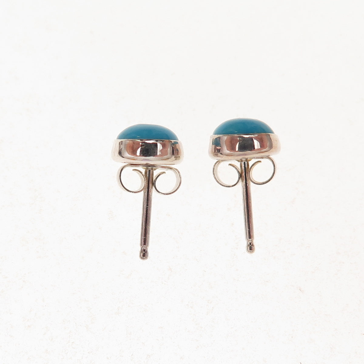 925 Sterling Silver Vintage Real Sleeping Beauty Turquoise Stud Earrings