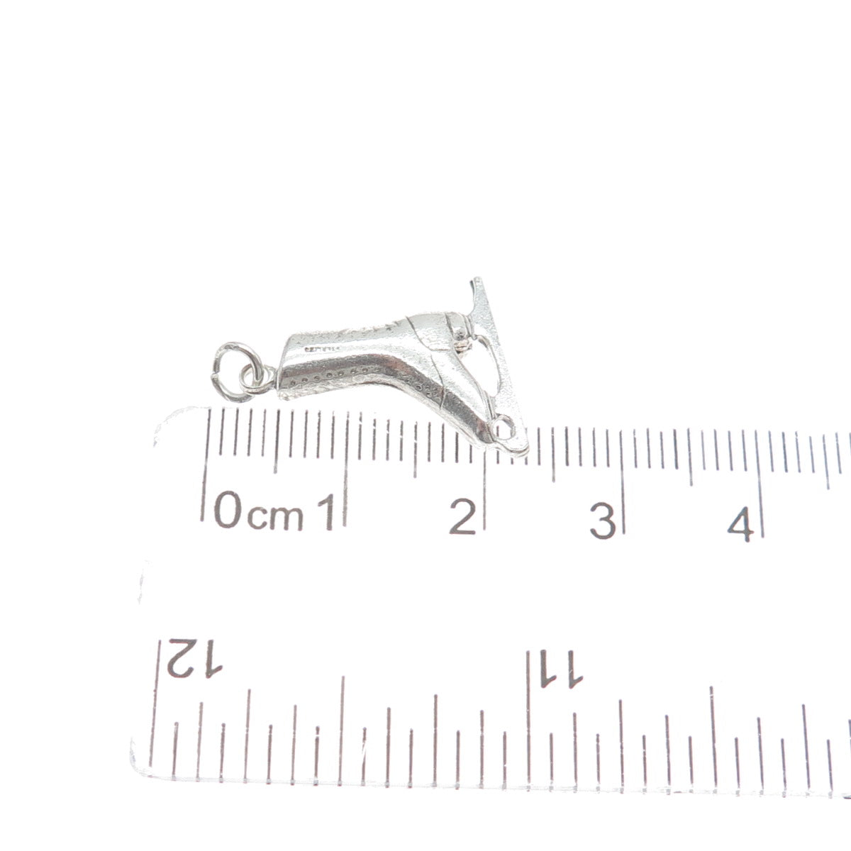 925 Sterling Silver Vintage Ice Skating Shoe Minimalist 3D Charm Pendant