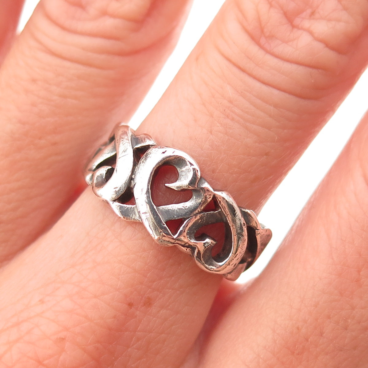 Tiffany & Co. Paloma Picasso Sterling Silver Vintage Loving Heart Ring Size 6.75