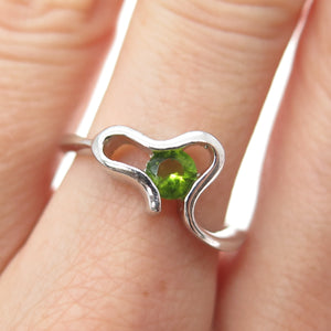 925 Sterling Silver Real Round-Cut Peridot Modernist Heart Ring Size 7
