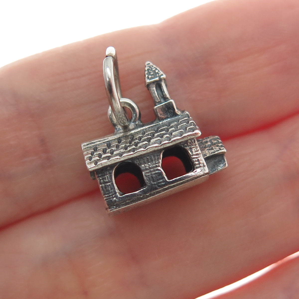 DANECRAFT 925 Sterling Silver Antique Art Deco Old Church Minimalist 3D Pendant