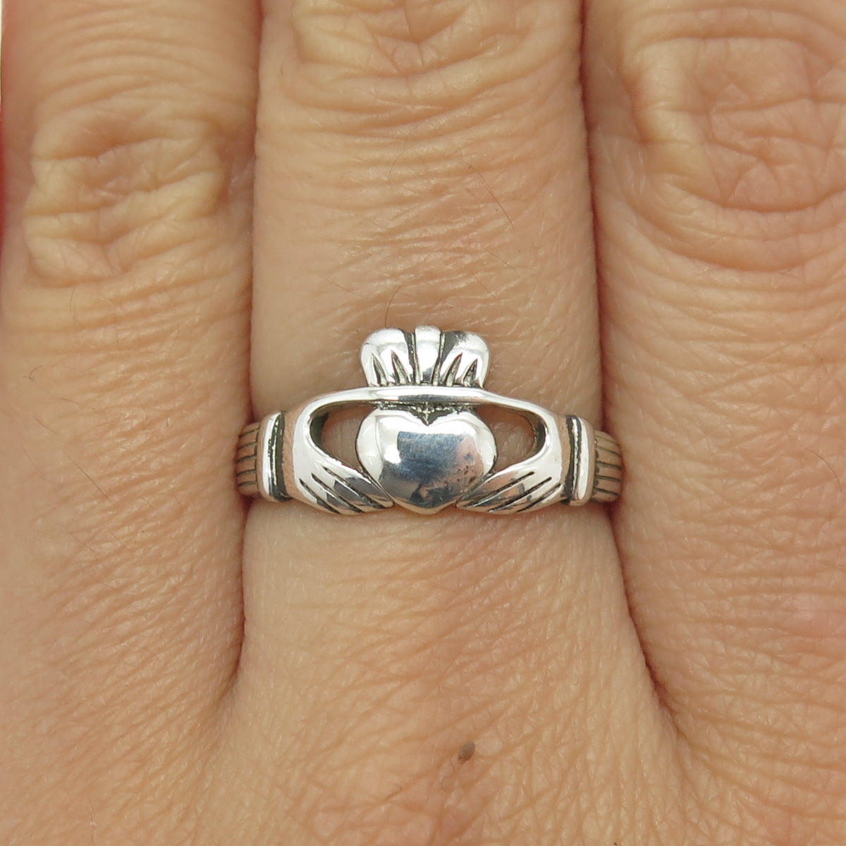 925 Sterling Silver Vintage Irish Claddagh Ring Size 8