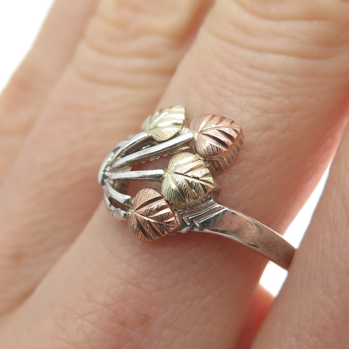 COLEMAN CO. 12K Rose & Yellow Gold Sterling Vintage Black Hills Ring Size 7.25