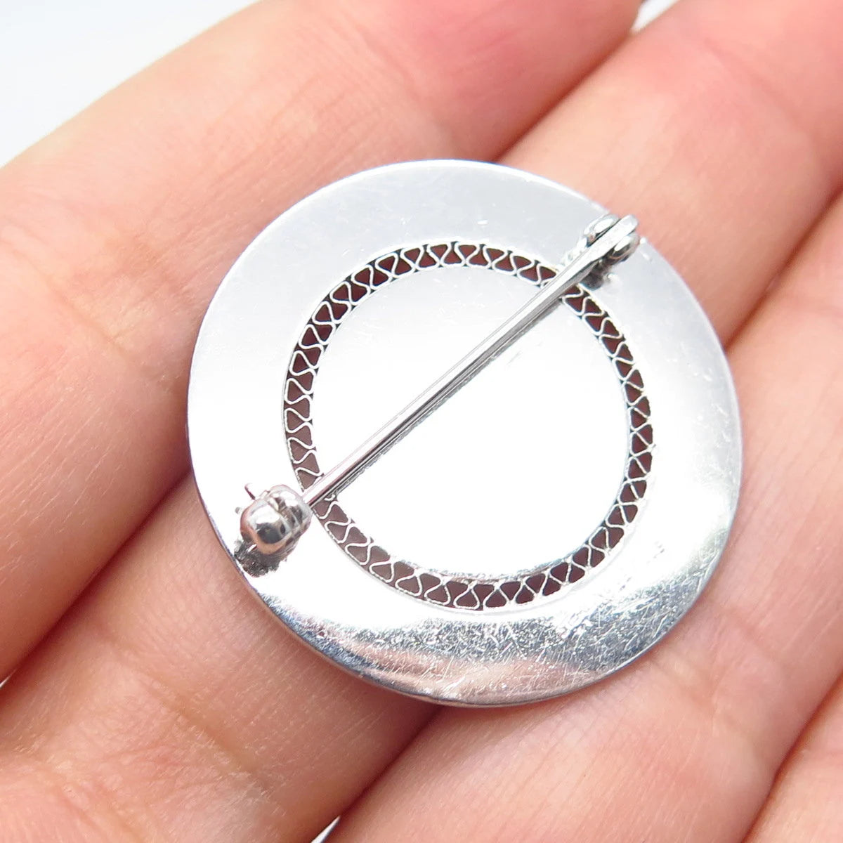 925 Sterling Silver Vintage Lamode Textured Pin Brooch