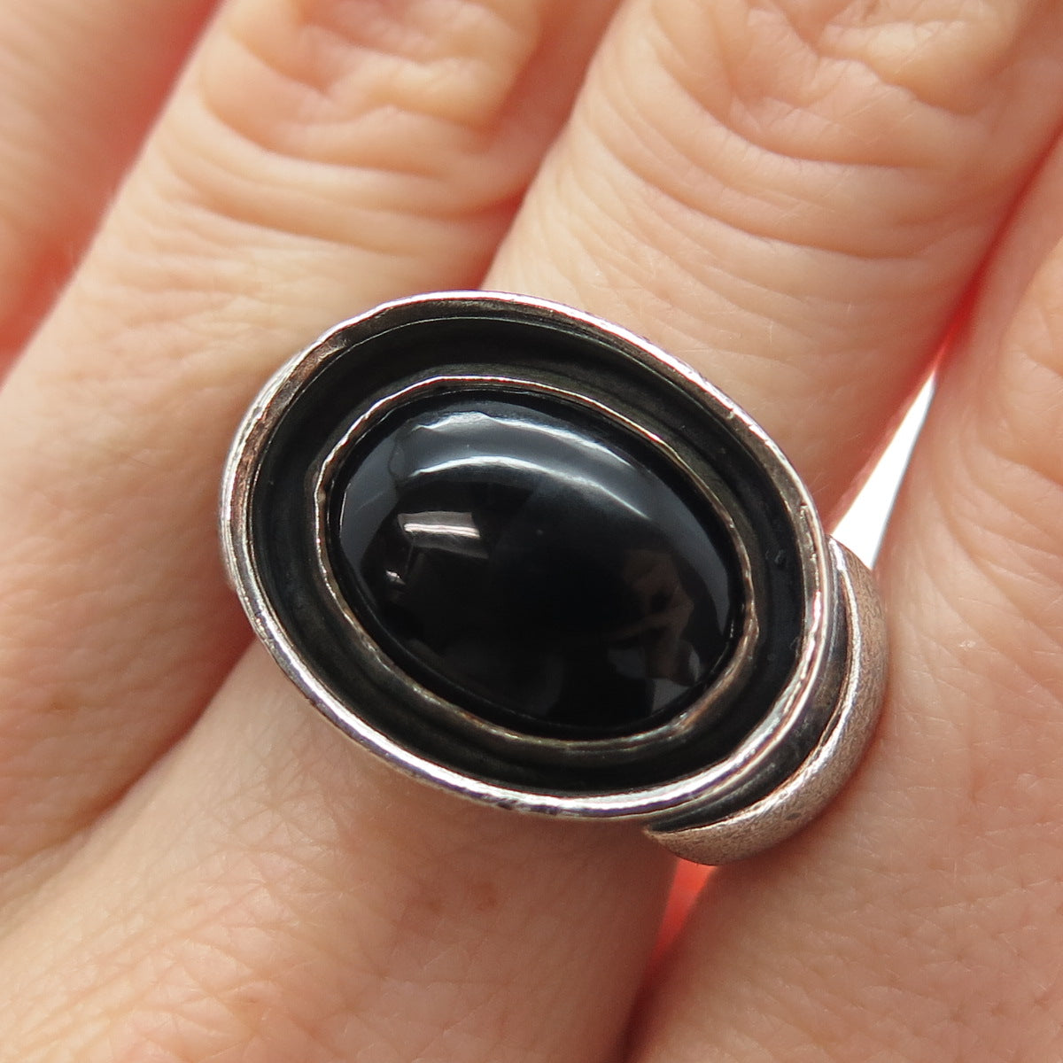 925 Sterling Silver Vintage Real Black Onyx Modernist Oxidized Ring Size 6.5